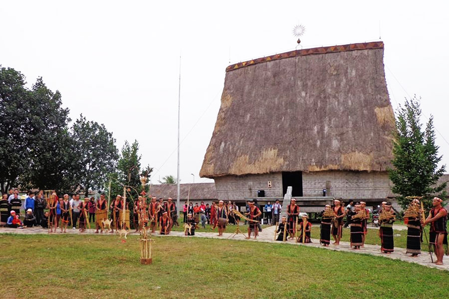 Exciting activities at 4th Kon Tum provincial Culture and Tourism Week 2018