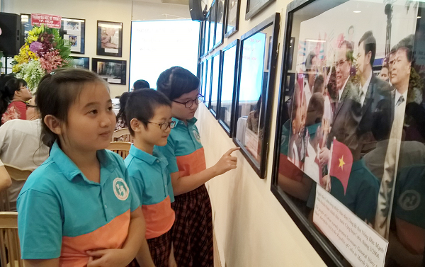 Photos on Vietnam - Cuba solidarity and friendship displayed in HCM city