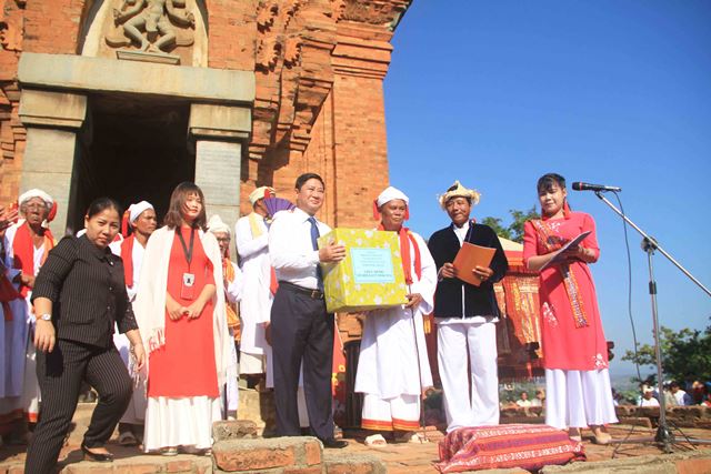 Cham ethnic people celebrate Kate Festival 2018