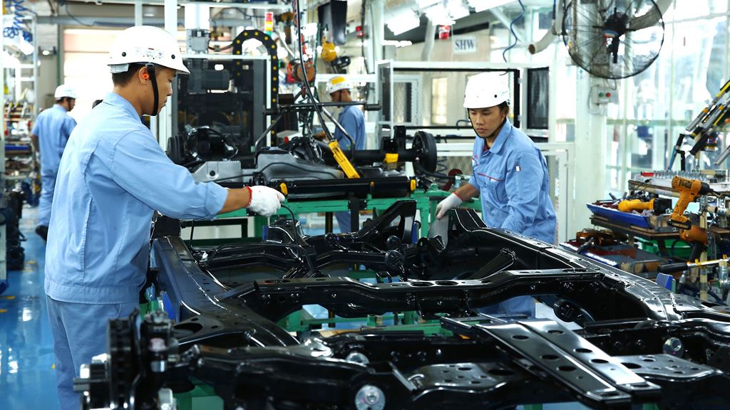 Vietnam lures nearly USD28 billion FDI capital