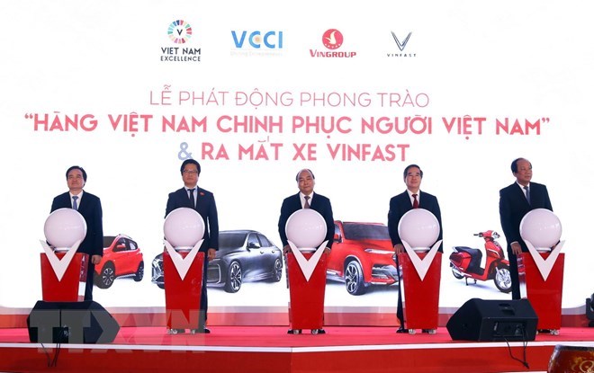 Prime Minister witnesses debut of VinFast automobile models
