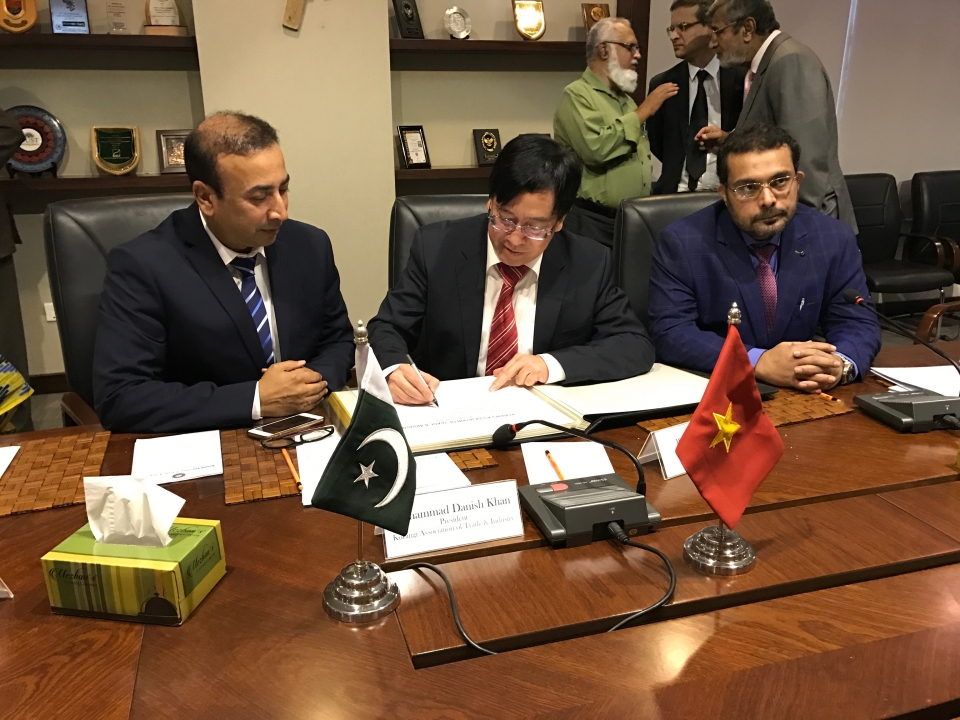 Best time to export Vietnamese goods to Pakistan
