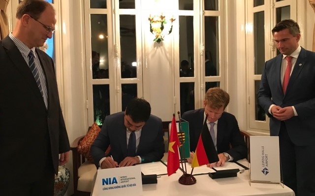 Noi Bai joins hands with German airport to boost cargo shipment