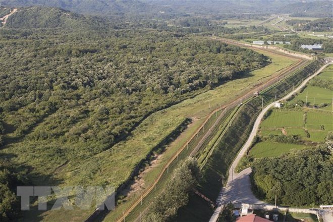 DPRK destroys 10 guard posts in border area