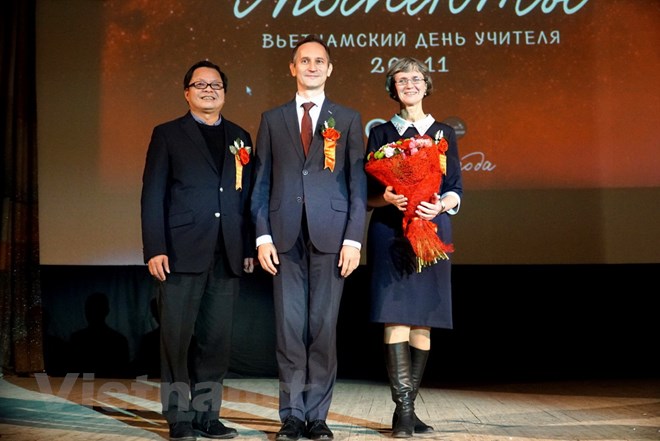 Vietnamese students in Russia mark Vietnamese Teachers’ Day