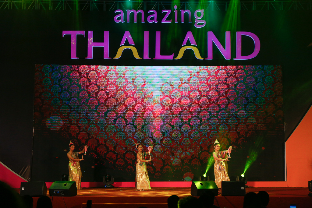 Thai culture introduced at pedestrian streets in Hanoi
