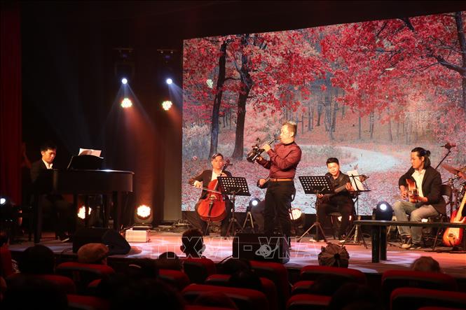 Vietnam - France festival celebrates 45 years of bilateral diplomatic ties