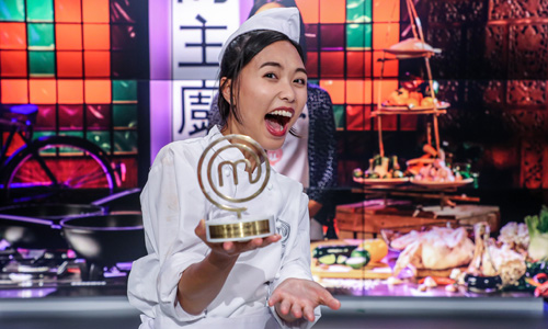 Vietnamese original girl wins champion of Poland’s MasterChef