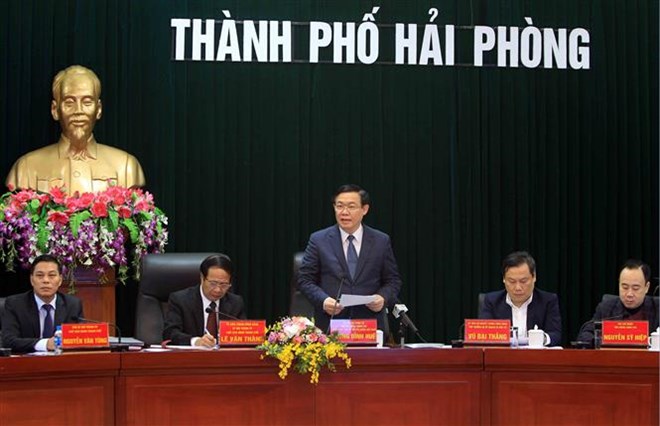 Deputy PM makes FDI fact-finding tours of Hai Phong, Bac Ninh