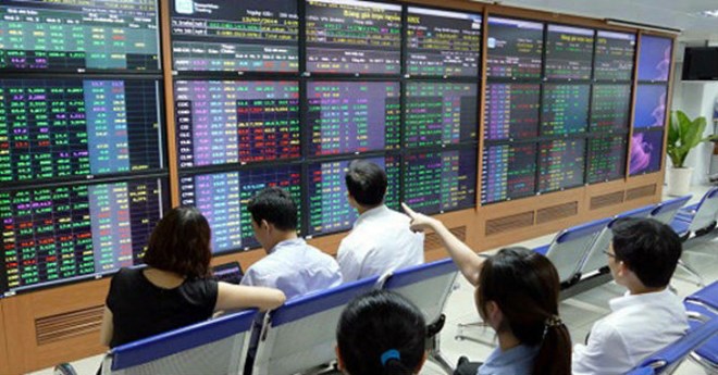 Top 10 securities firms with largest brokerage share, fund certificates announced