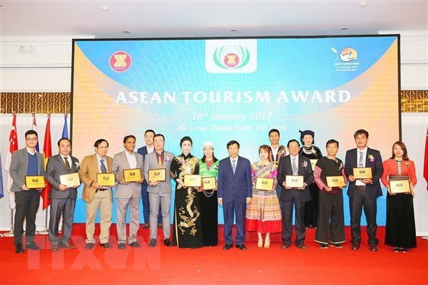 Vietnam wins 15 ASEAN tourism awards