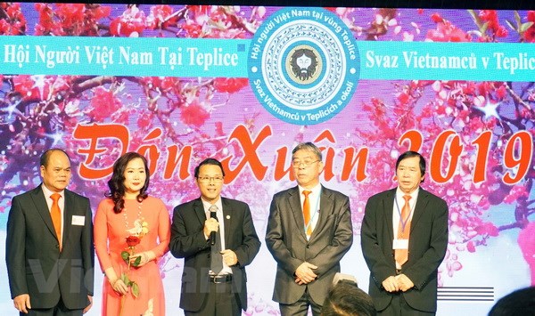 Vietnamese community in Northern Czech Republic jubilantly welcomes New Year 2019