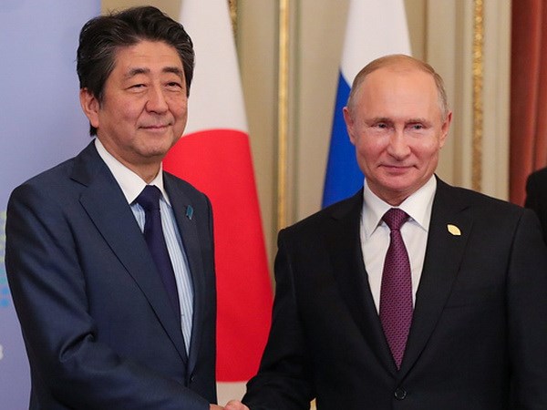 Japanese PM Shinzo Abe meets Russian President Vladimir Putin