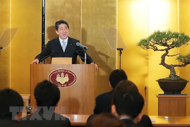 Japanese PM Shinzo Abe visits Netherlands, UK