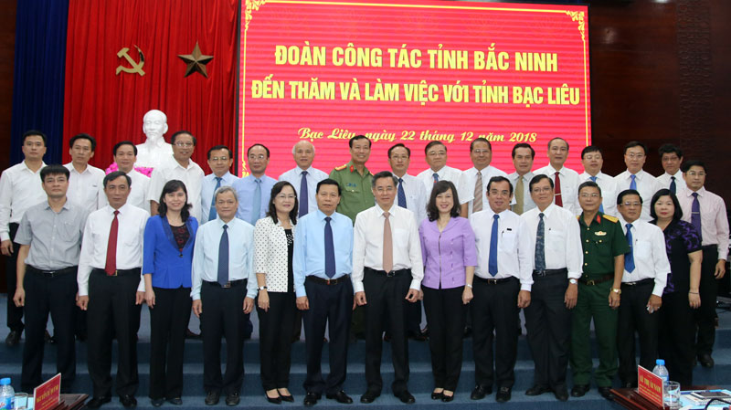 Bac Ninh province delegation pays working visit to southern locality