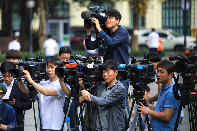 Vietnam railway offers free tickets for some 3,000 foreign reporters