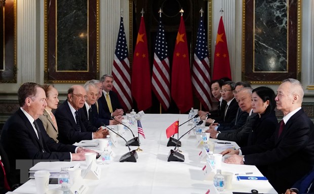 7th round of high level US - China trade talks opens