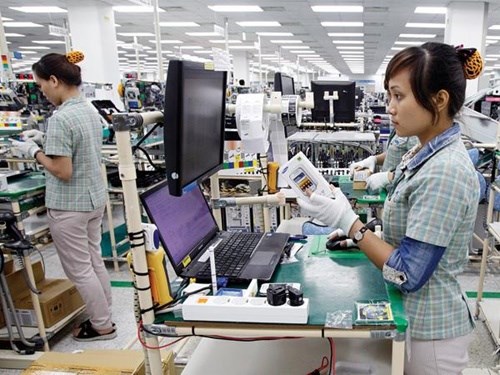 Samsung helps train Vietnamese support industry experts