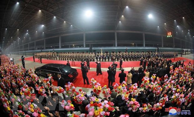 Kim Jong-un arrives back in Pyongyang after 2nd US - DPRK summit
