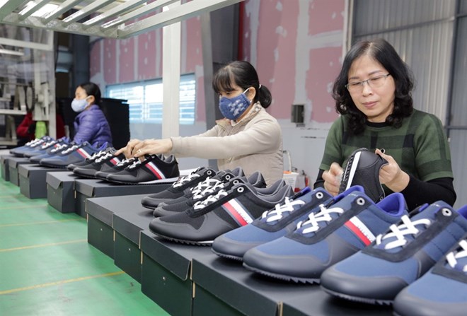 Vietnam exports a billion pairs of shoes each year