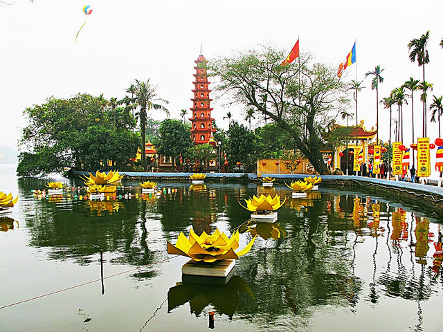 Tran Quoc among world top ten beautiful pagodas