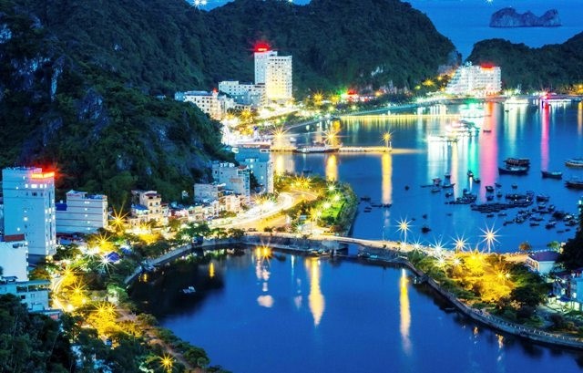 Fireworks to be displayed at Cat Ba Festival 2019