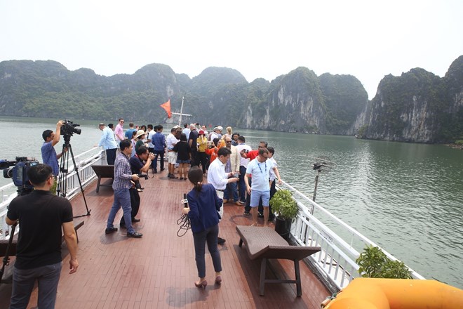 OANA Secretary General Ha Long bay should be popularized to news agencies