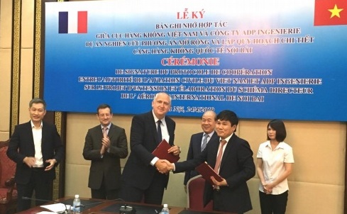 France assists Vietnam to expand Noi Bai International Airport