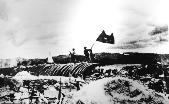 Photos on Dien Bien Phu victory