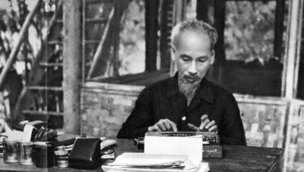 National precious objects on President Ho Chi Minh on show