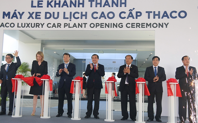 THACO inaugurates luxury car plant in Quang Nam