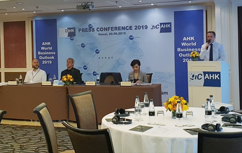 Diverse German businesses want to expand investment in Vietnam