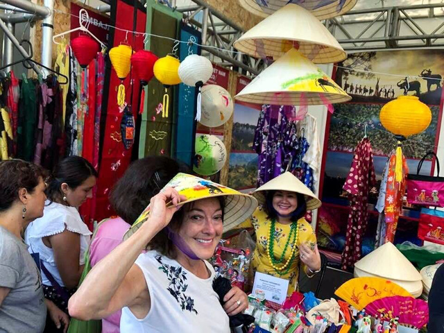 Vietnam leaves impression at 2019 International Friendly Cultures Fair