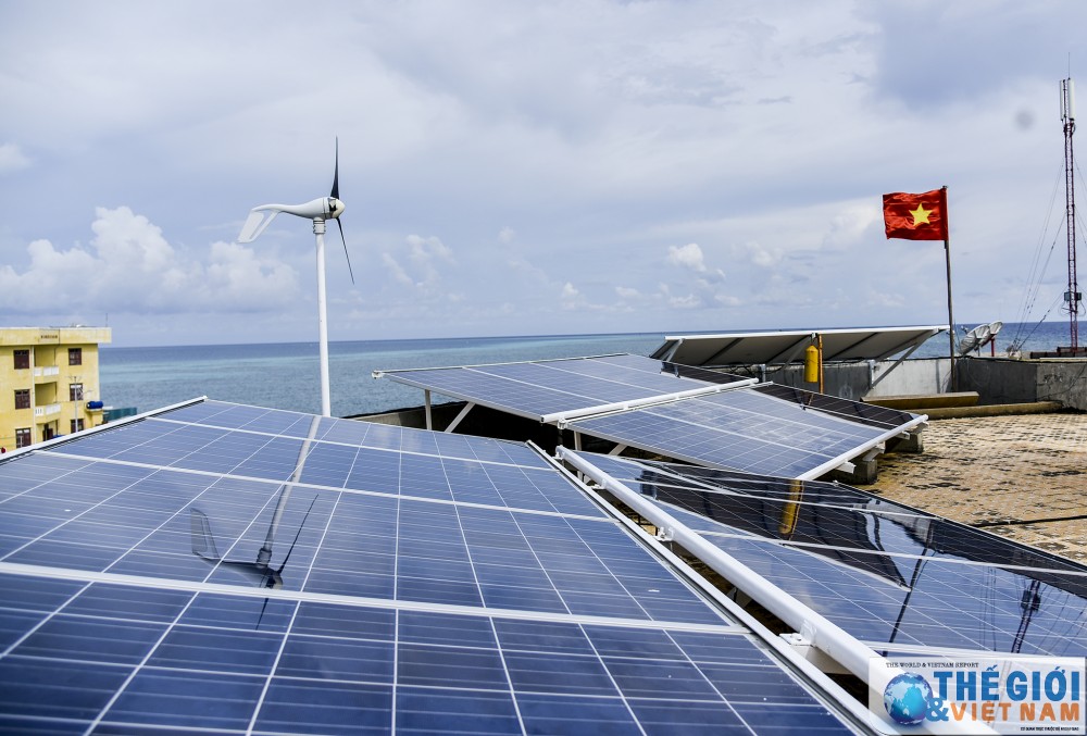 Impressive solar energy system on Spratly islands