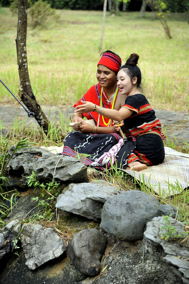 The traditional custom of Pa Co ethnic group in Thua Thien – Hue province