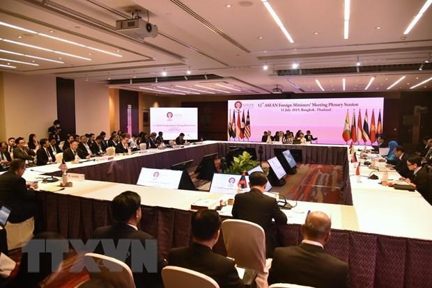 AMM-52 ministers discusses series of regional issues
