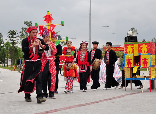 Experience Tuyen Quang provincial culture in Hanoi