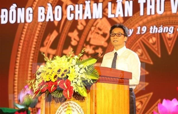 Deputy PM bestows Cham tower national special relic title
