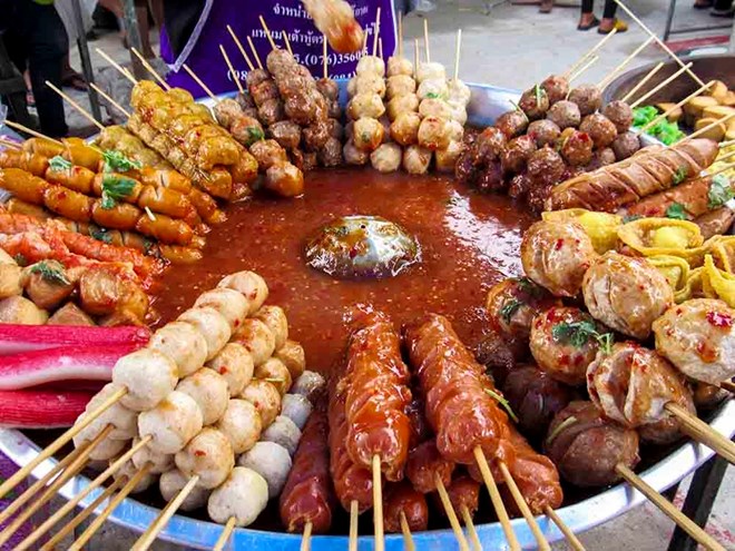Thailand improves quality of street food to boost tourism