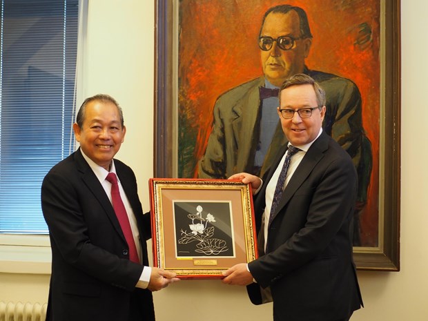 Vietnam, Finland discuss measures to advance relations