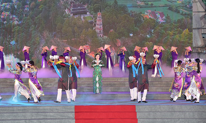 Festival performs national intangible cultural heritages