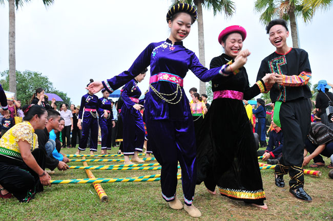 October activities at Vietnam National Village for Ethnic Culture and Tourism