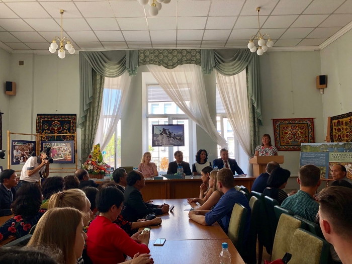Book “Vietnamese literature” in Ukrainian language introduced