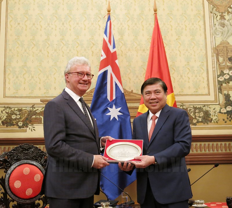 Extending cooperation between Ho Chi Minh city and Australian state