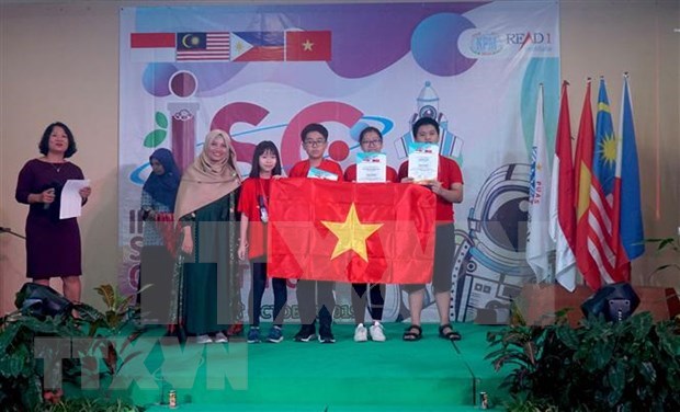 Vietnamese students win honor at Int’l Science Competition