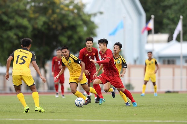 SEA Games Vietnam crush Brunei 6-0 at first men’s football match