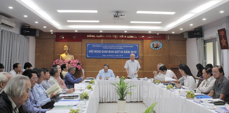 HCM city Council of Theory and Criticism on Literature and Arts made public nearly 40 issues