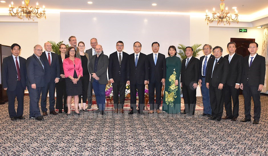 HCM city promotes cooperation with Germany’s Hessen State