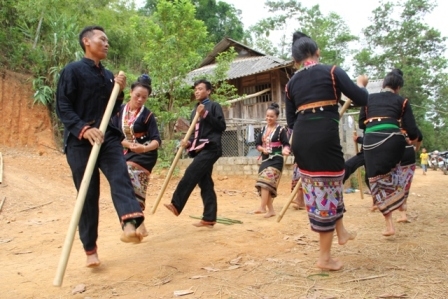 Introducing music of Khomu people from Nghe An and Dien Bien provinces