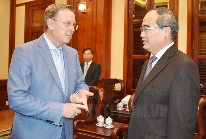Ho Chi Minh city strengthens international cooperation with German and Dutch localities